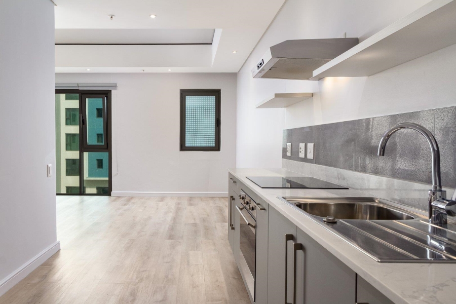 To Let 1 Bedroom Property for Rent in Foreshore Western Cape